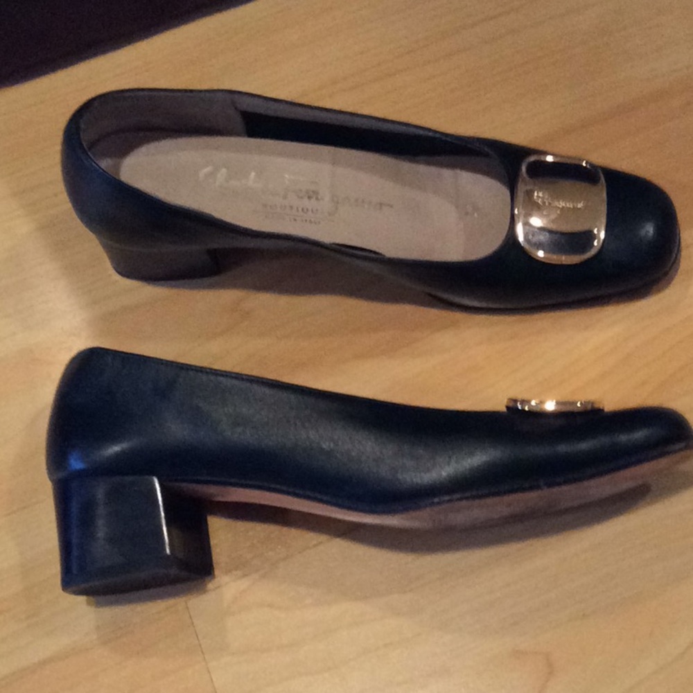 Shoes - Picture 2 of 2